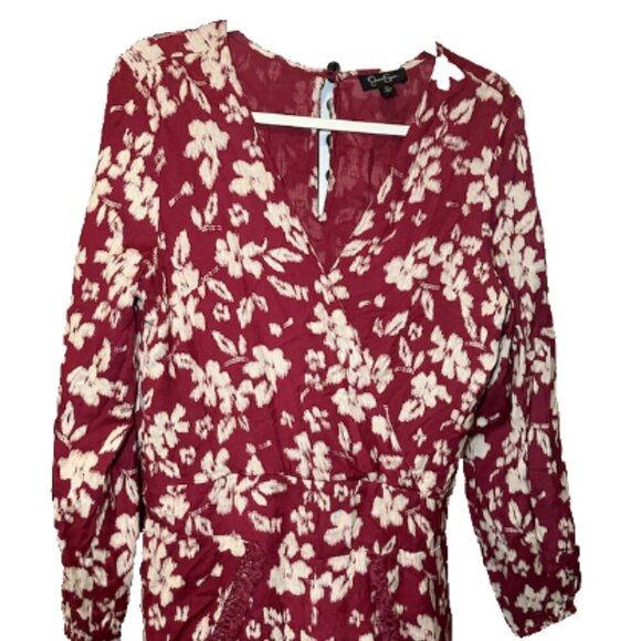 Jessica Simpson Wine Red Floral Romper Maroon w/Floral Print V-Neck Short Jumper - Picture 4 of 7
